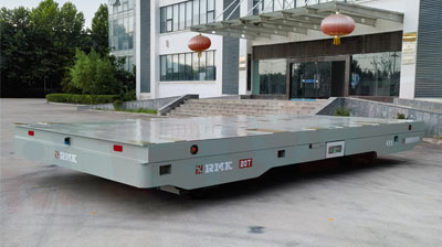 Cărucior de transfer de matriță a bateriei omnidirecționale